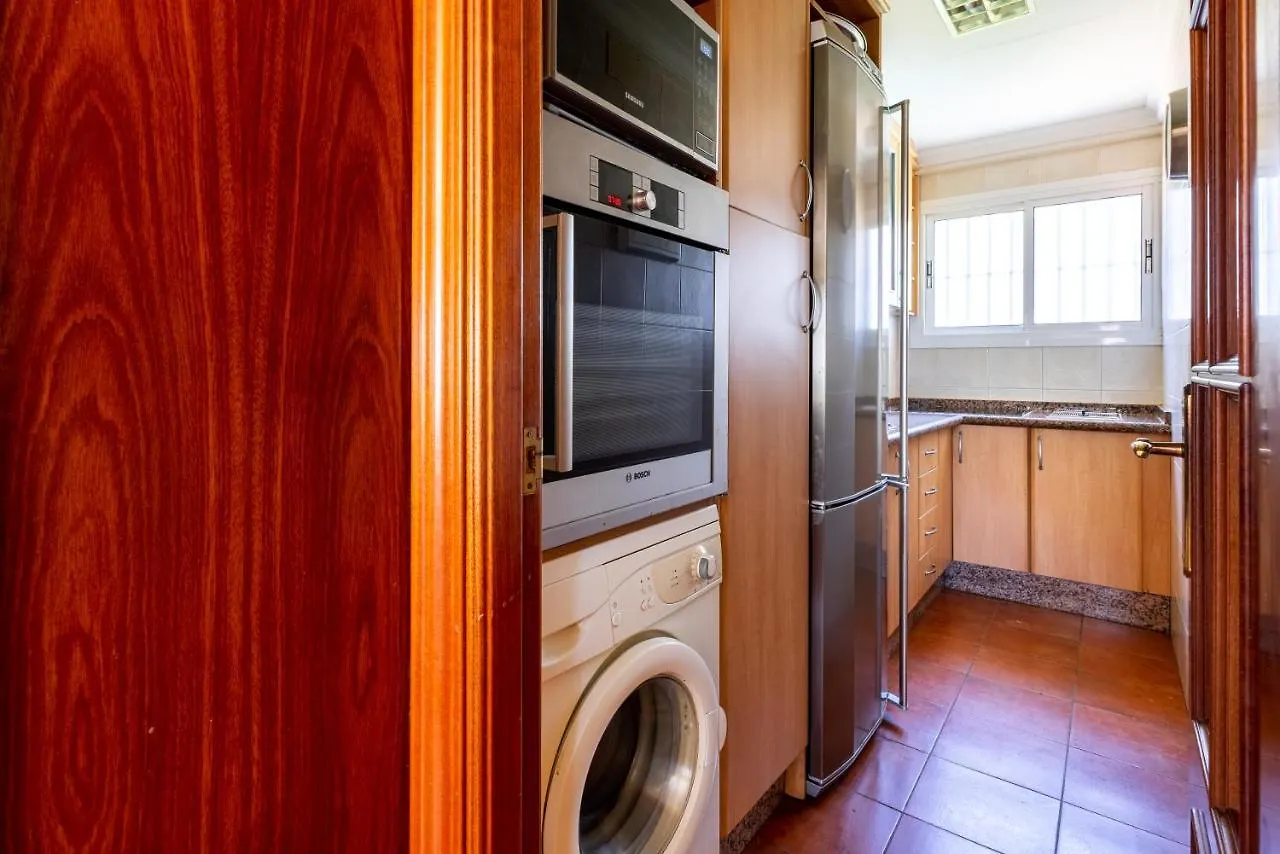Aloha Carihuela Apartment Torremolinos