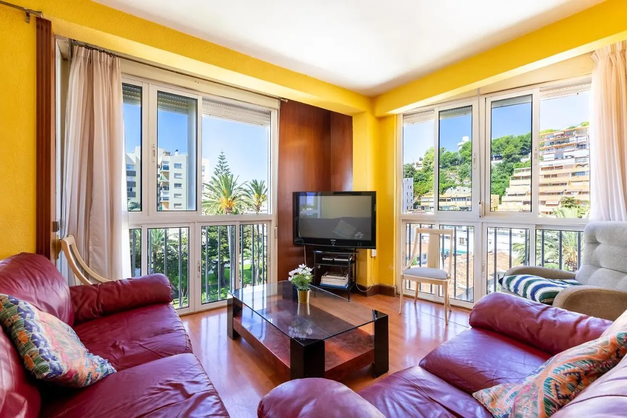 Aloha Carihuela Apartment Torremolinos