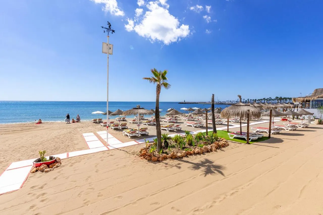 Aloha Carihuela Apartment Torremolinos