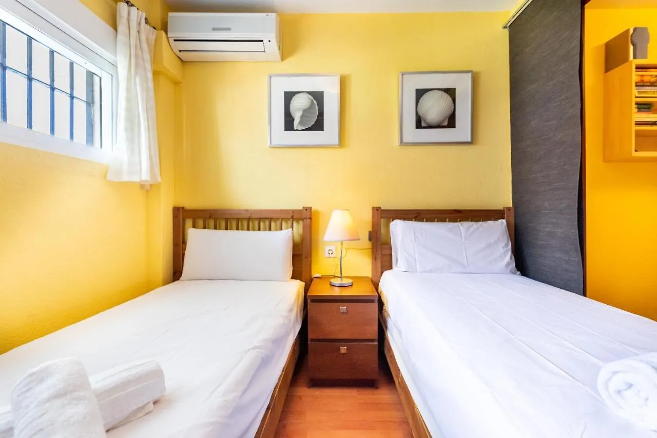 Aloha Carihuela Apartment Torremolinos