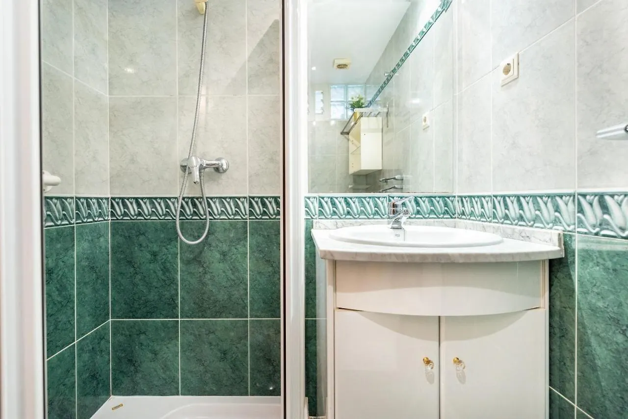 Aloha Carihuela Apartment Torremolinos Spain